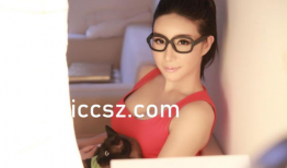 吃奶摸下面视频,吃奶摸下面，揭秘宝宝成长瞬间